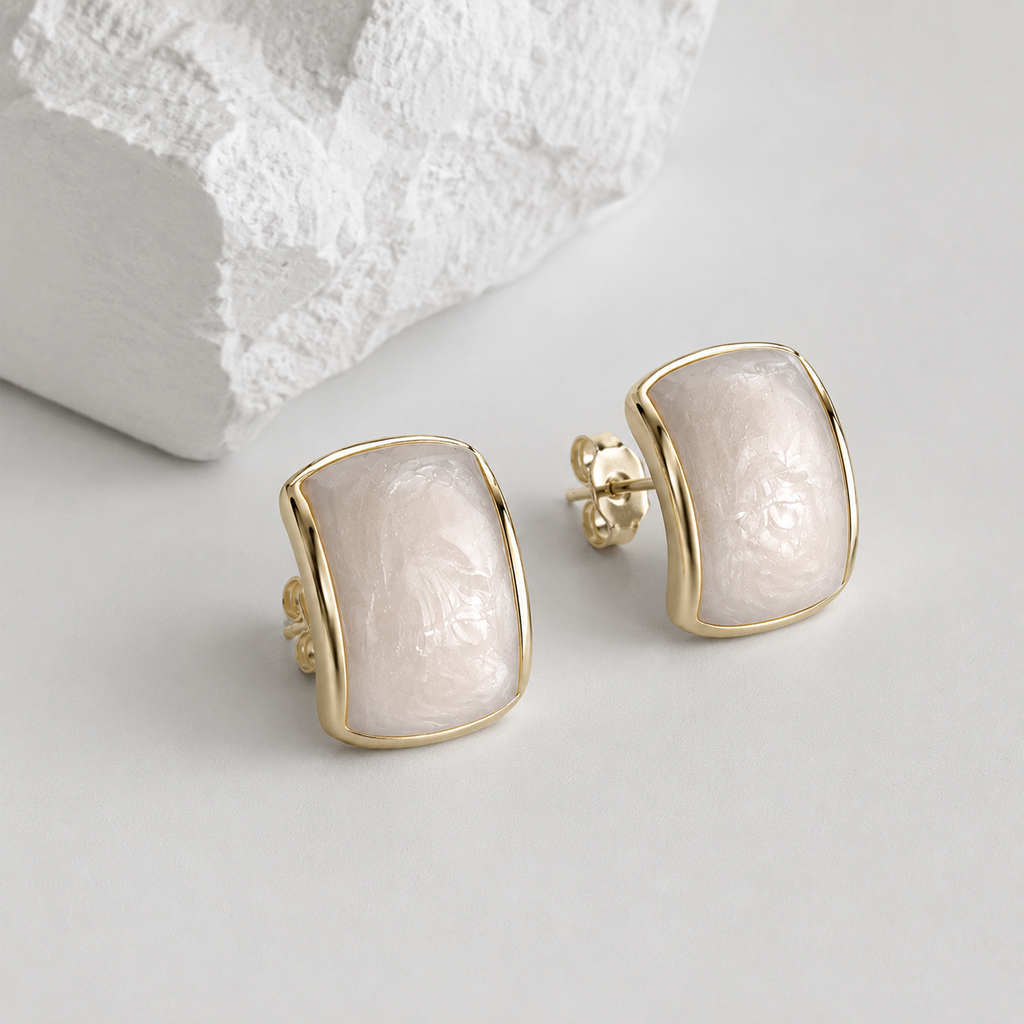 Vague Ivory Earrings